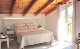 Comfy Loft At Regina Apartments